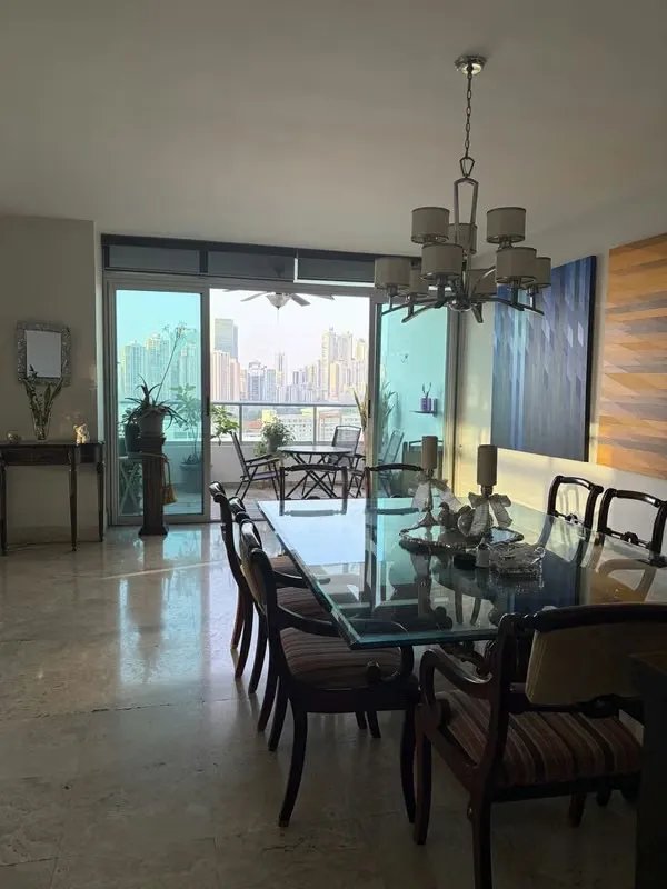 Apartamento à Venda em Vía Porras