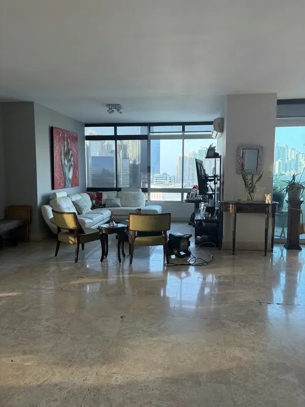 Apartamento à Venda em Vía Porras