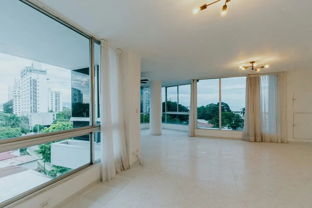 Apartamento para Alugar em Coco Del Mar