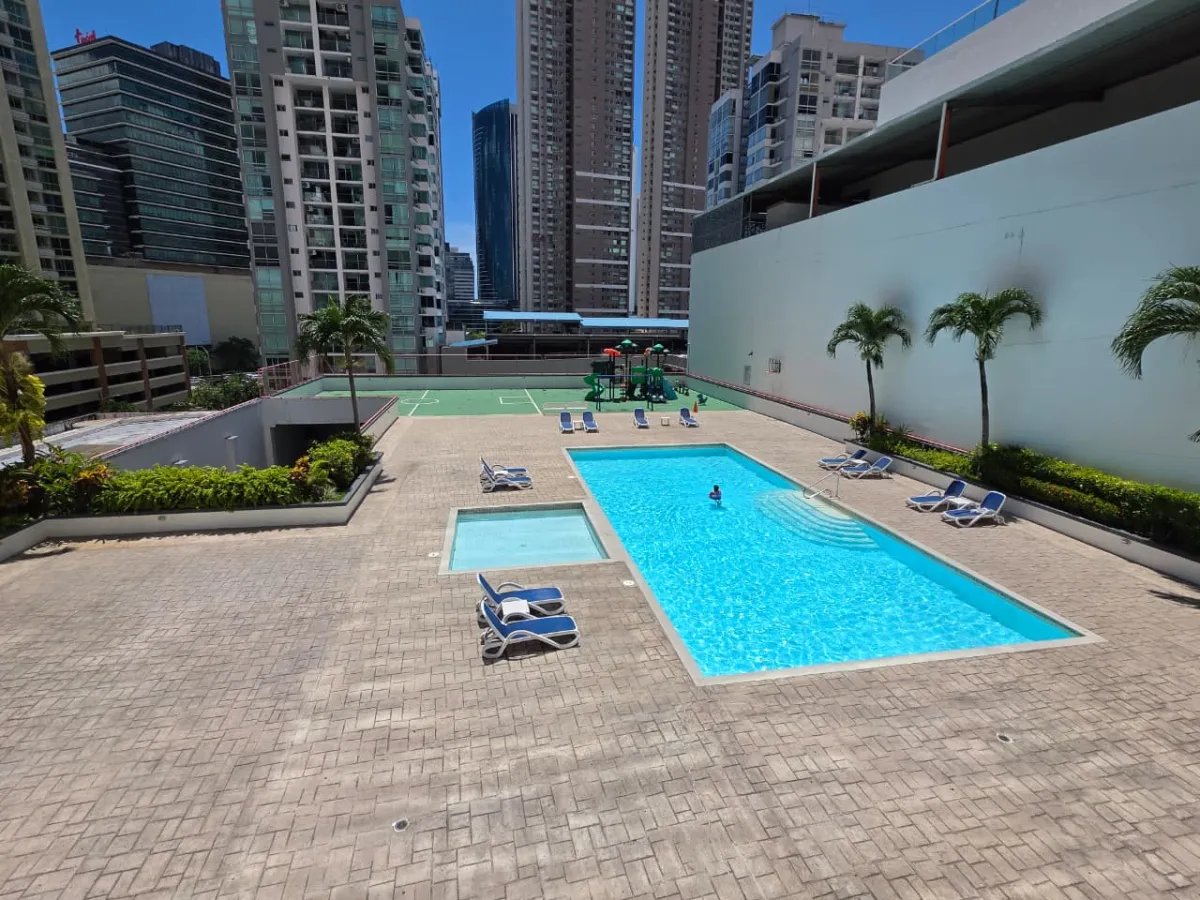 Venta de apartamento en PH Sol del Este