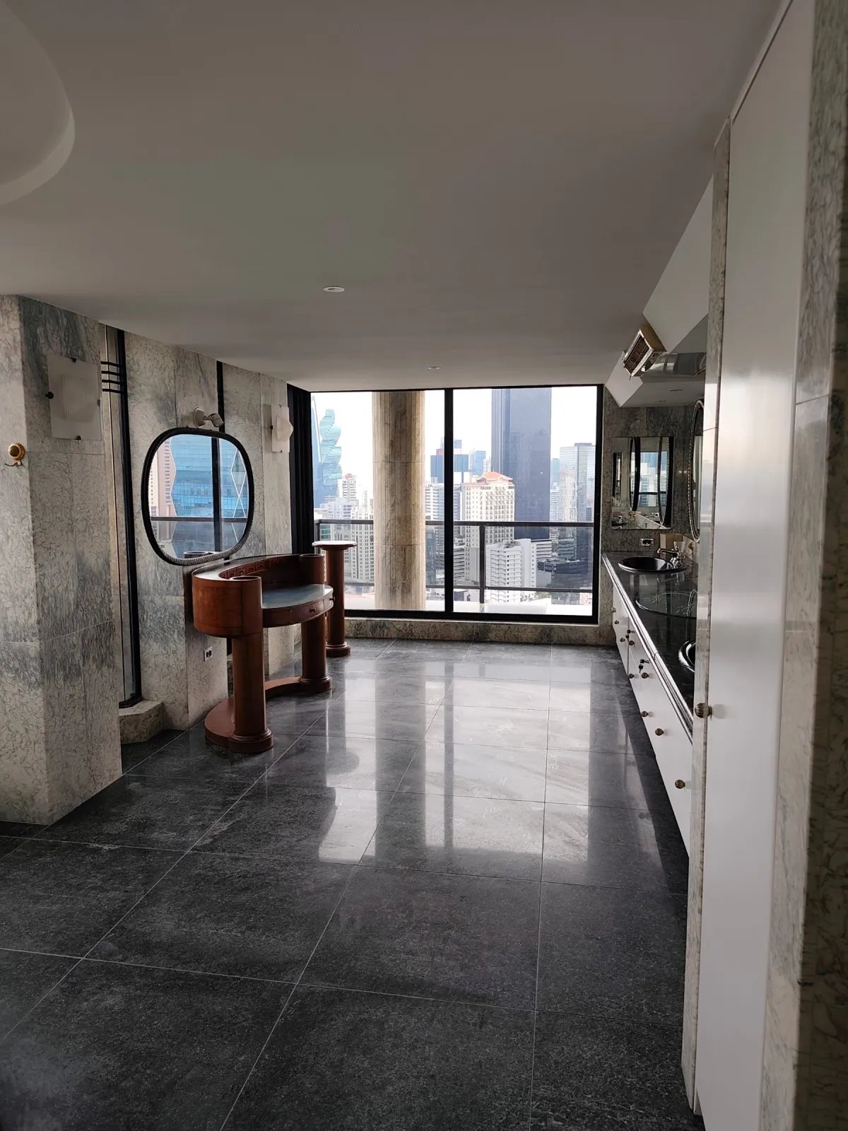 ESPECTACULAR PENTHOUSE DE LUJO DE DOS NIVELES – 936 m²