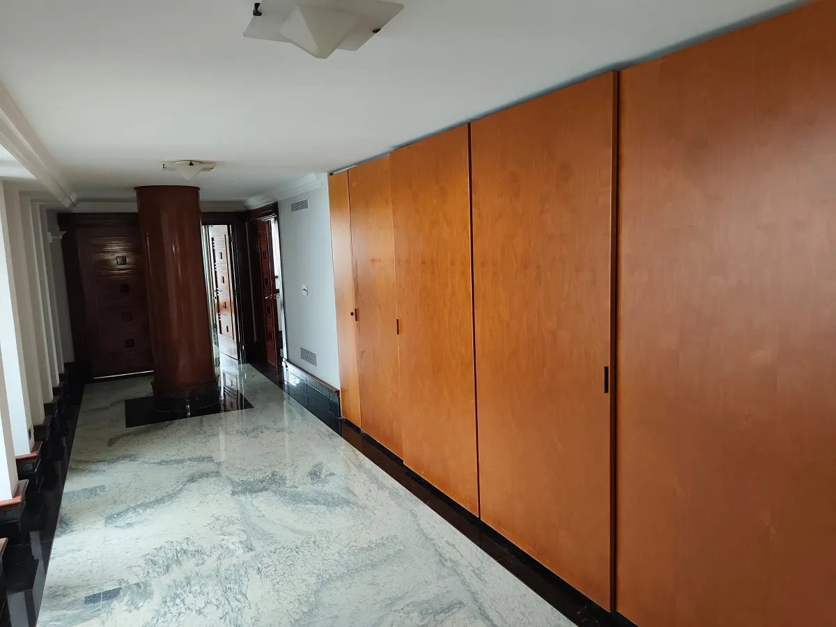 ESPECTACULAR PENTHOUSE DE LUJO DE DOS NIVELES – 936 m²