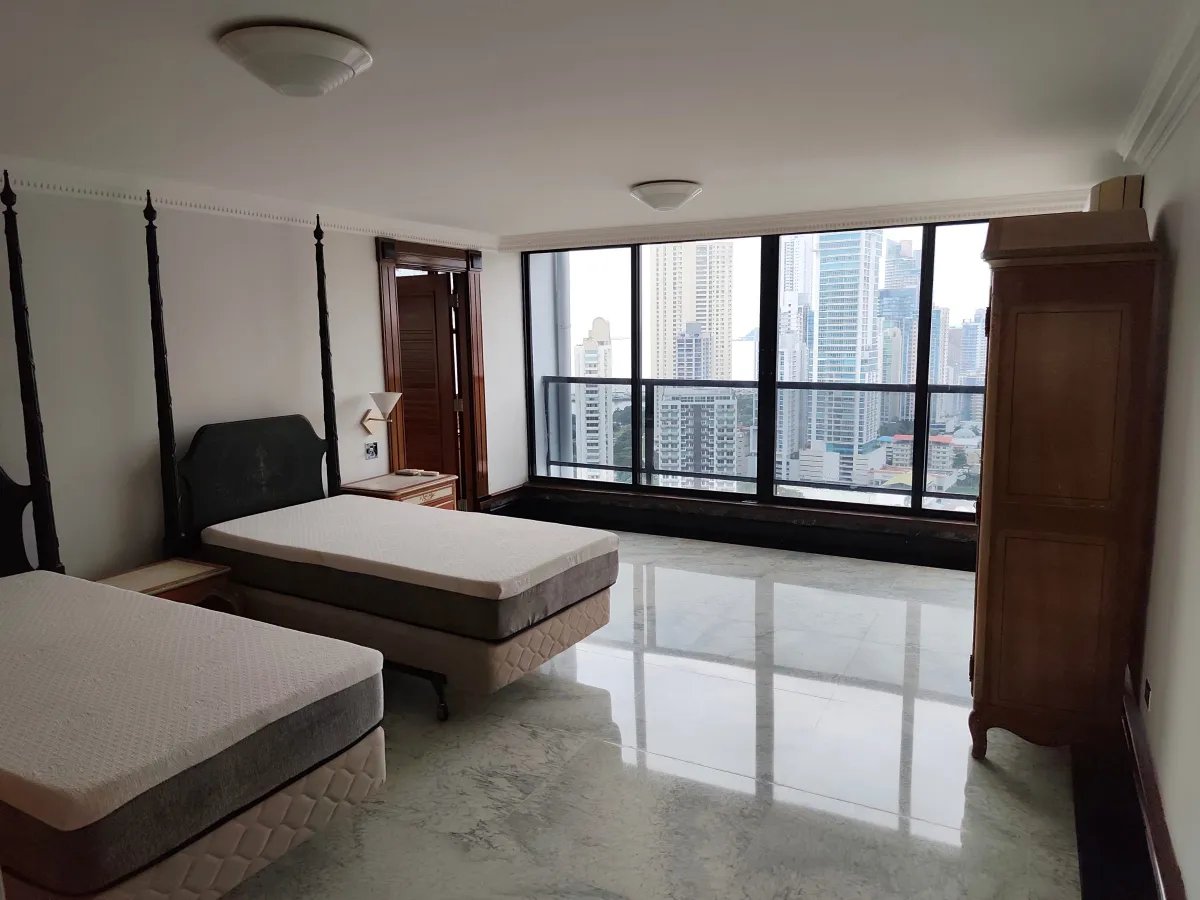ESPECTACULAR PENTHOUSE DE LUJO DE DOS NIVELES – 936 m²