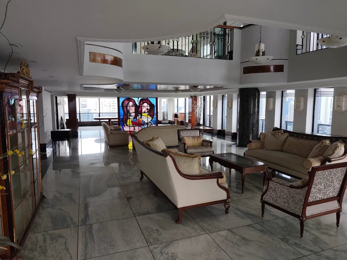 ESPECTACULAR PENTHOUSE DE LUJO DE DOS NIVELES – 936 m²