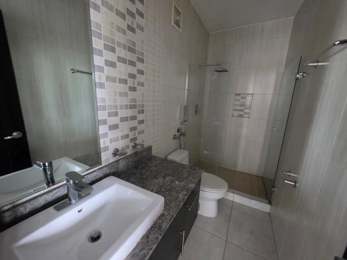 Venta de apartamento en PH Luxor Towers, Bella Vista