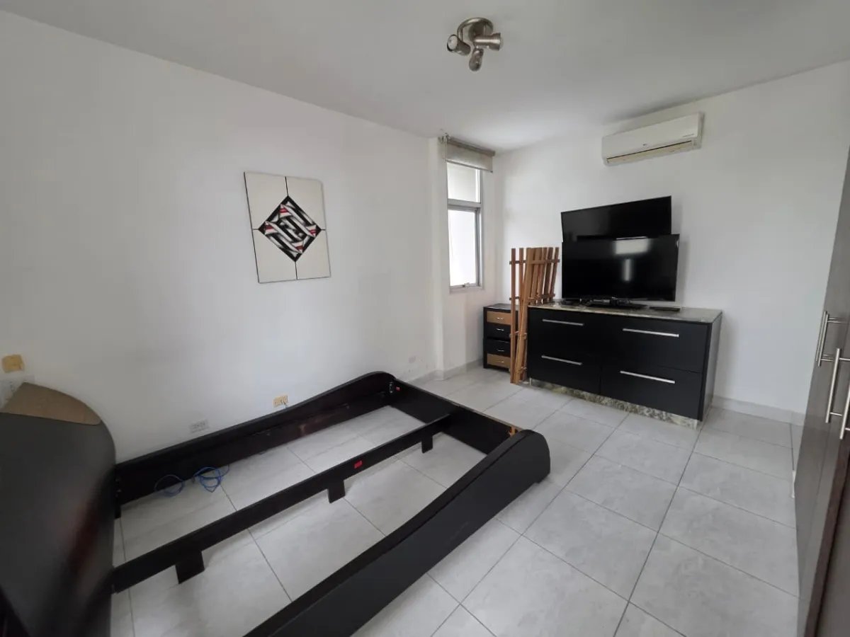 Venta de apartamento en PH Luxor Towers, Bella Vista