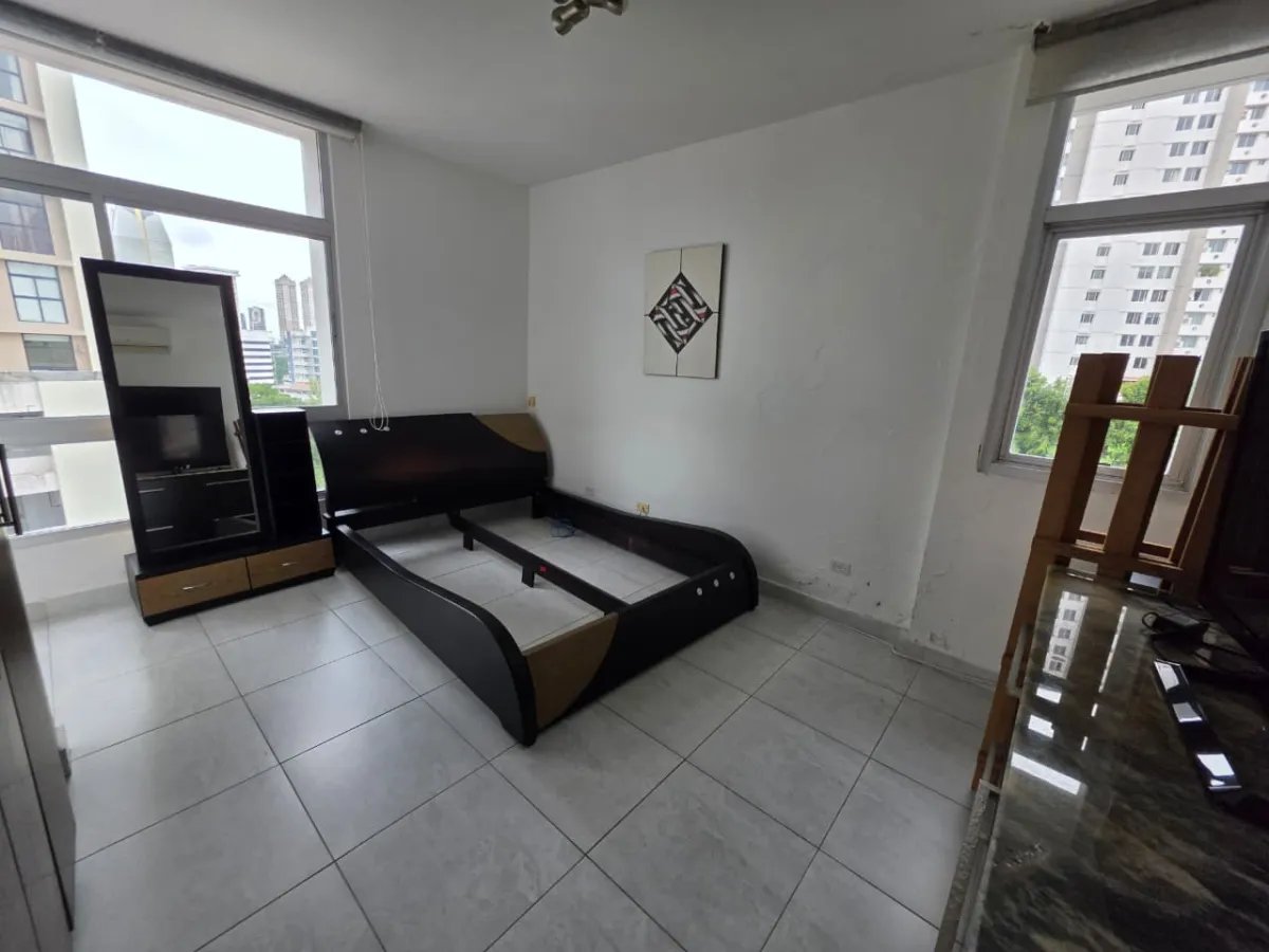 Venta de apartamento en PH Luxor Towers, Bella Vista