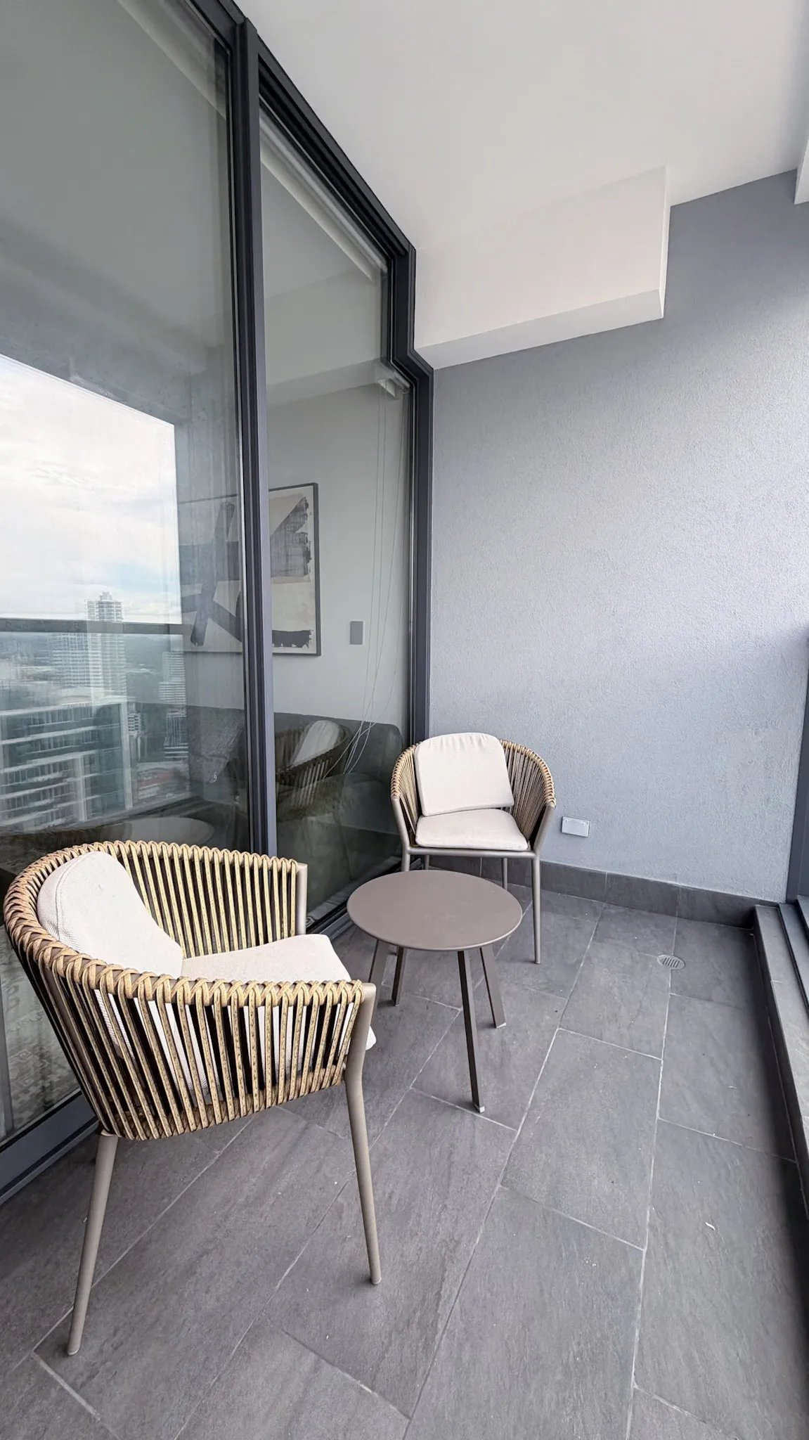 Apartamento para Alugar e à Venda em Bella Vista