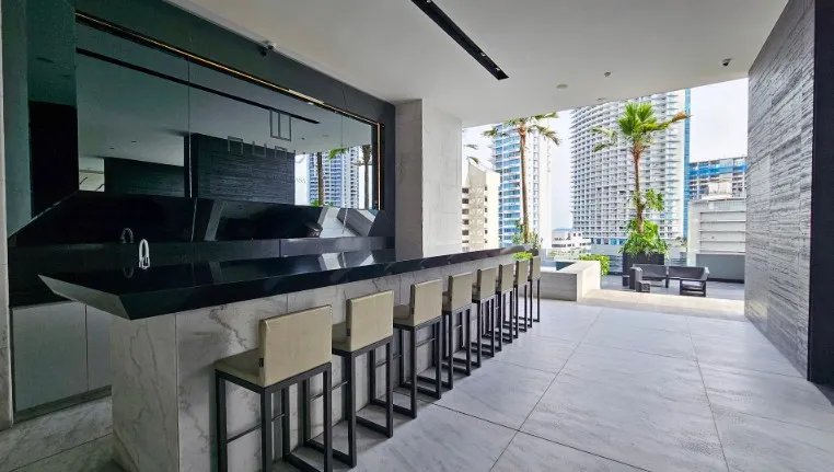 Apartamento para Alugar e à Venda em Bella Vista