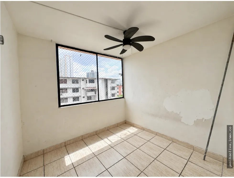 Apartamento à Venda em Carrasquilla