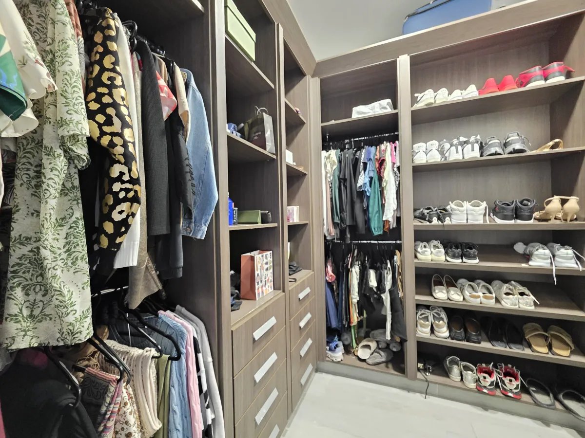 Apartamento amoblado en alquiler en PH Regalía, Costa del Este