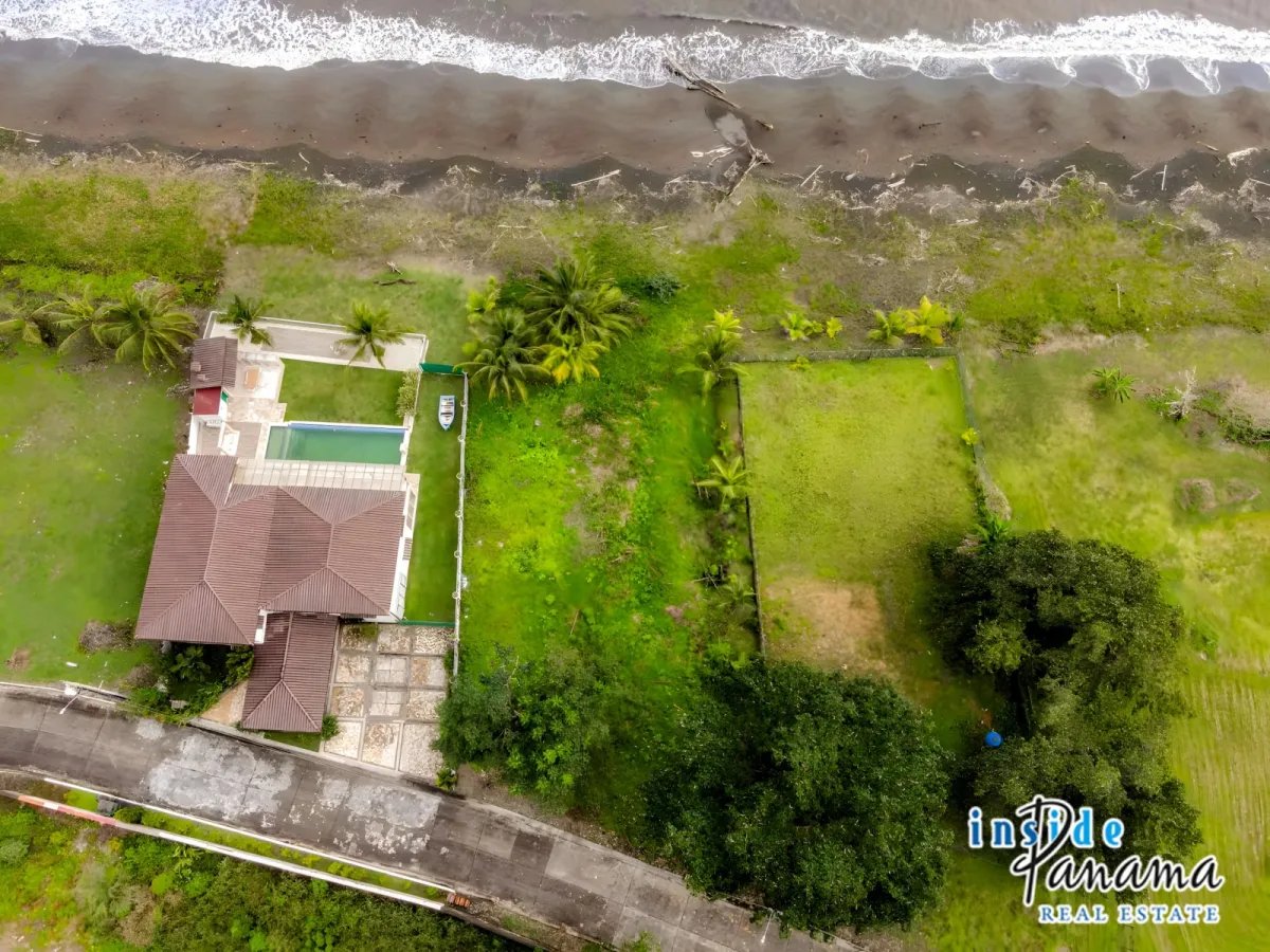 Beachfront Lot San Marino Portobelo Panama