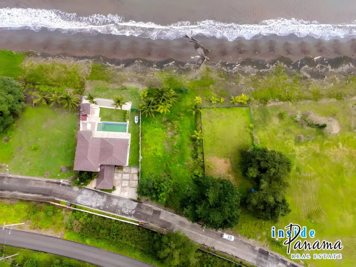 Beachfront Lot San Marino Portobelo Panama