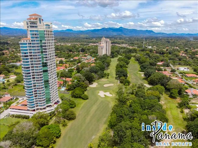 Ocean View Apartment in Coronado Golf Tower Panama
