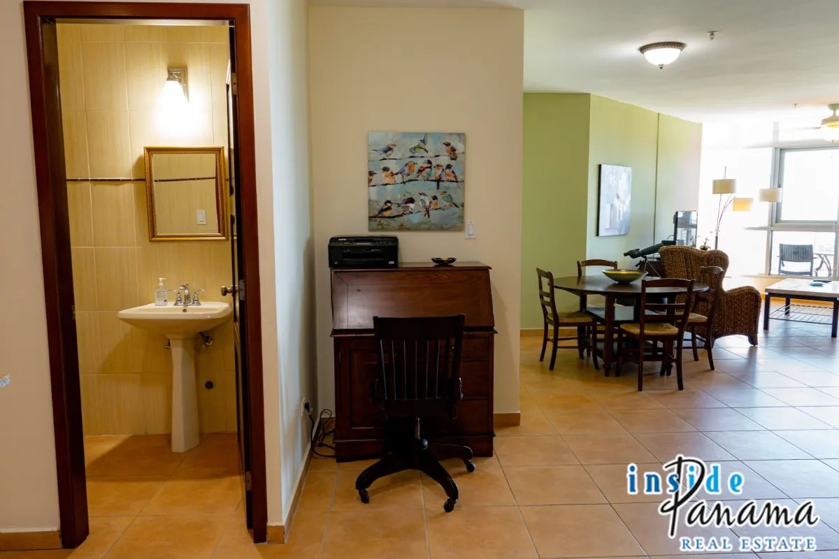 Ocean View Apartment in Coronado Golf Tower Panama
