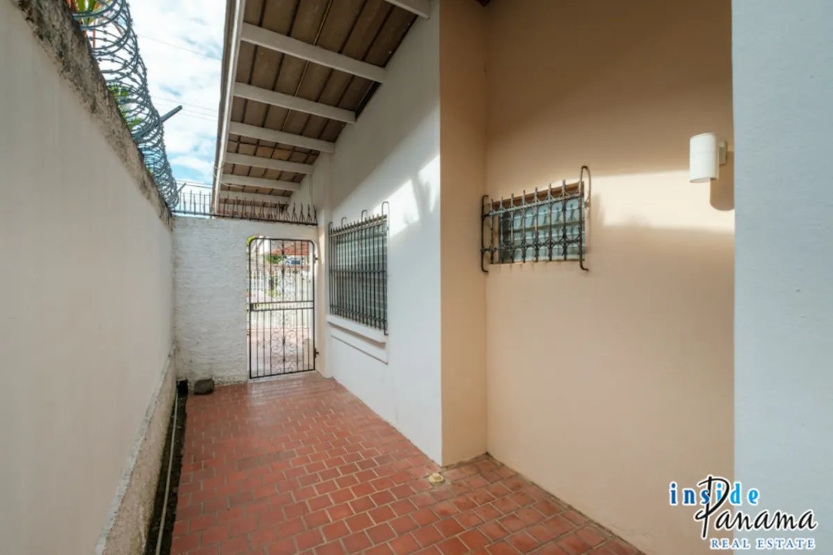 House in Betania Villa de las Fuentes Panama City
