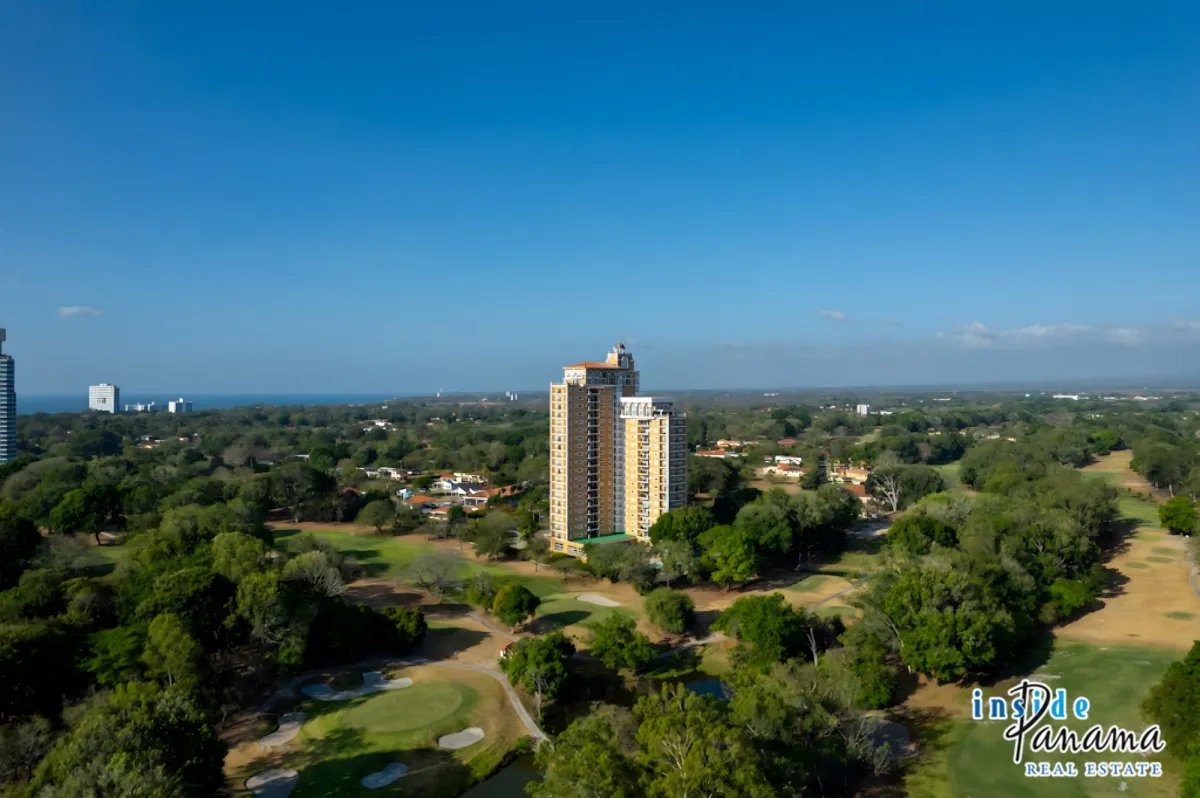 Spacious Two Bedroom Condo for Sale in Coronado Panama