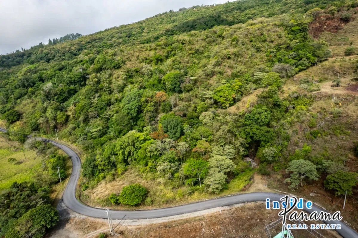 Mountain Majesty Scenic Lot in Jaramillo Boquete