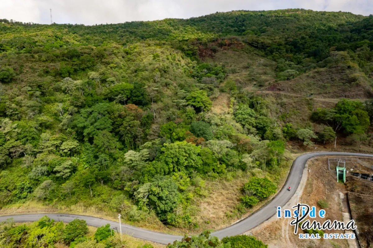 Mountain Majesty Scenic Lot in Jaramillo Boquete