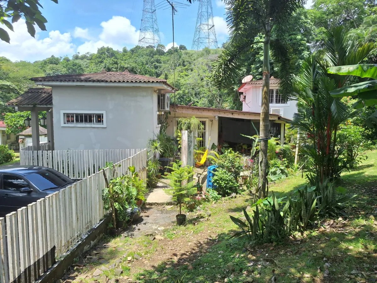 For sale House Paraiso Ancon