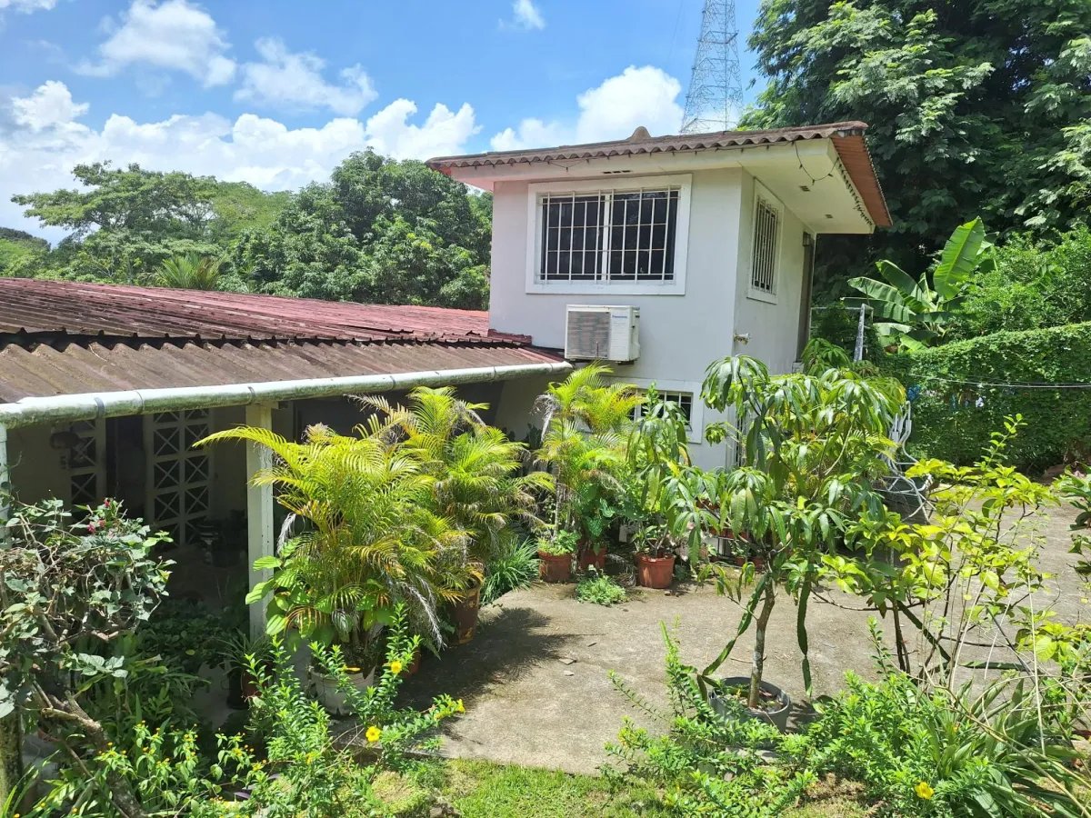 For sale House Paraiso Ancon