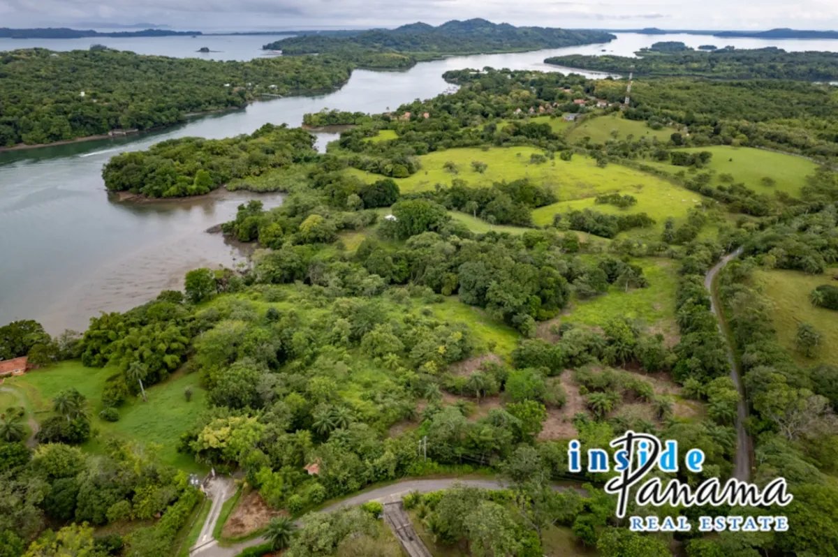 Apartamento à Venda em Boca Chica