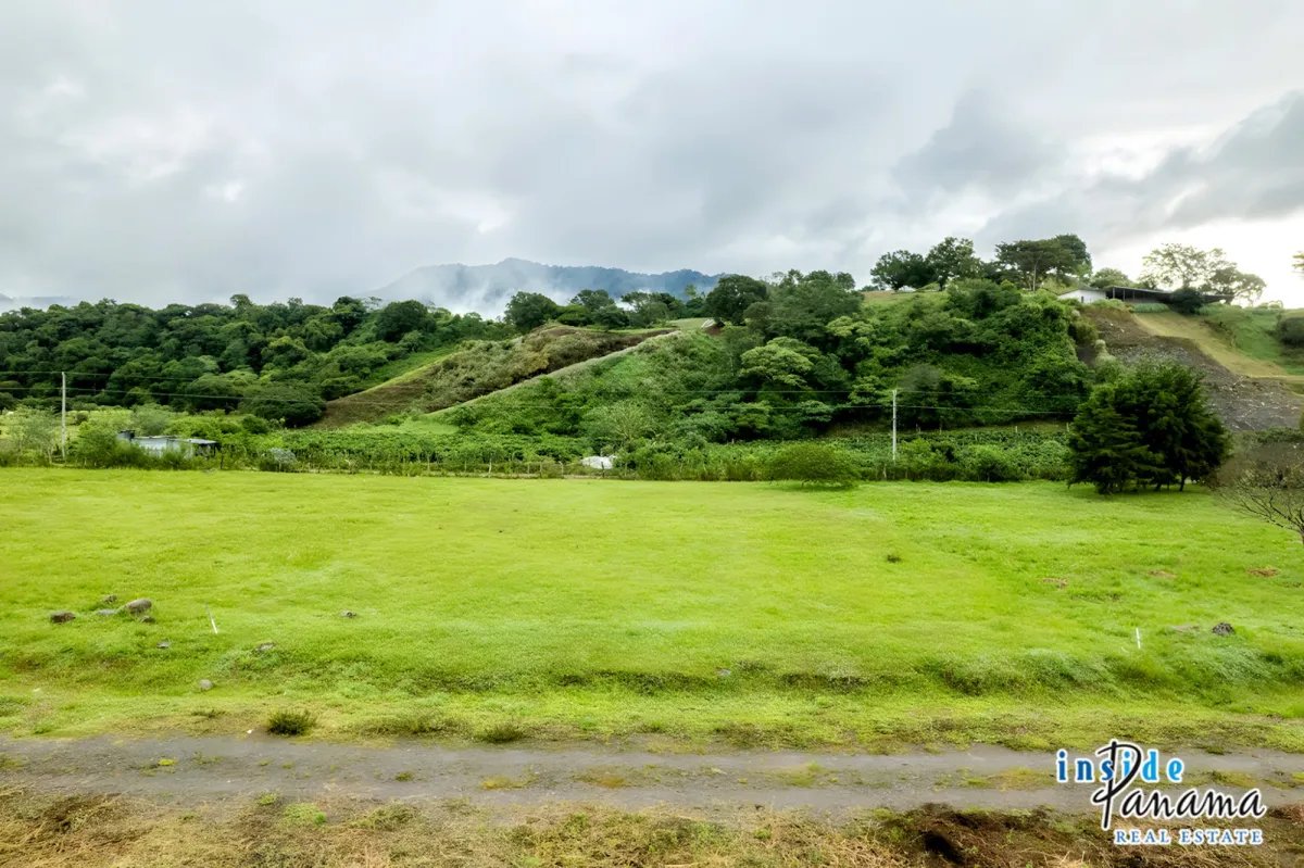Mountain View Lot in Residencial Brisas de Volcan Chiriqui Panama