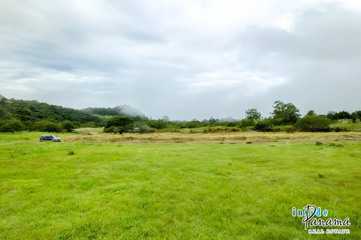 Mountain View Lot in Residencial Brisas de Volcan Chiriqui Panama