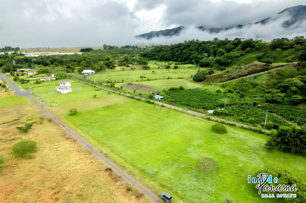 Mountain View Lot in Residencial Brisas de Volcan Chiriqui Panama