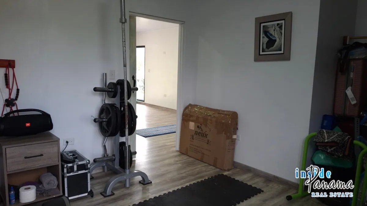House For Sale in Los Planes Gualaca Panama