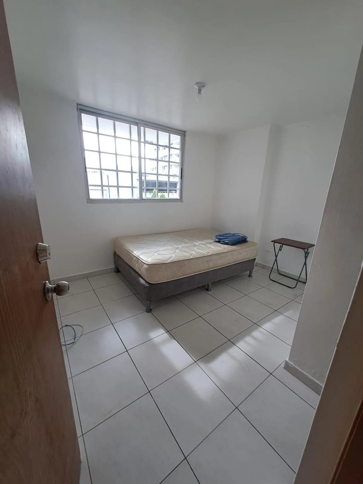 I AM SELLING AN APT IN PH LLANO BONITO