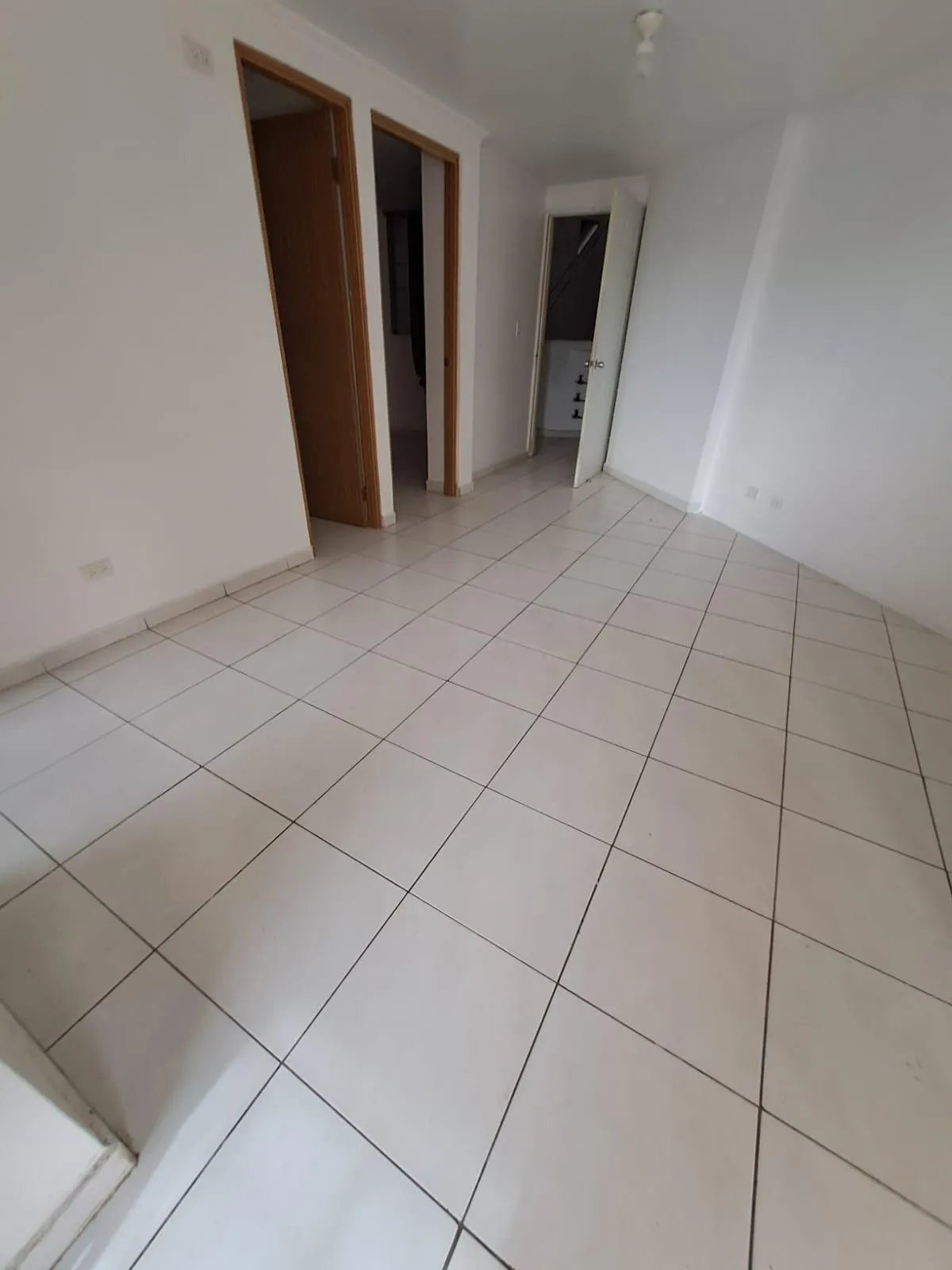 I AM SELLING AN APT IN PH LLANO BONITO
