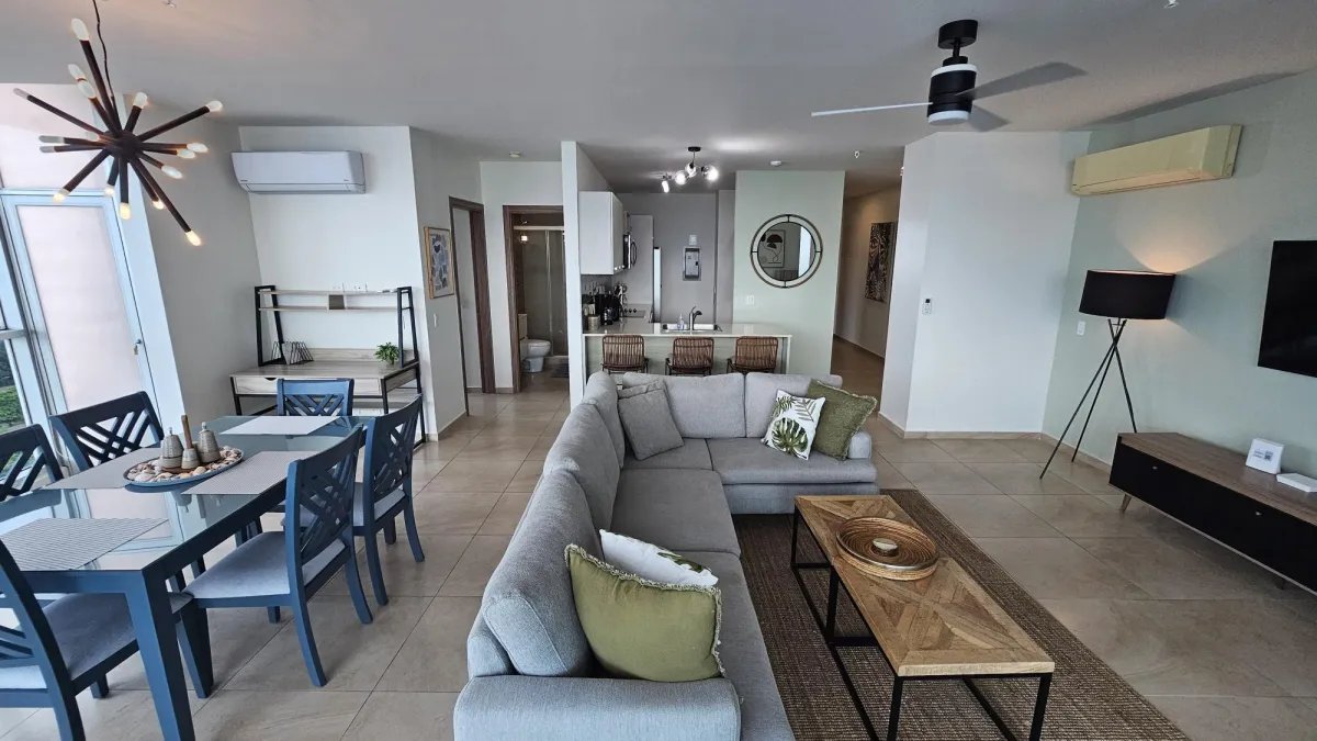 Exquisite 2 bedroom 2 bath oceanfront condo