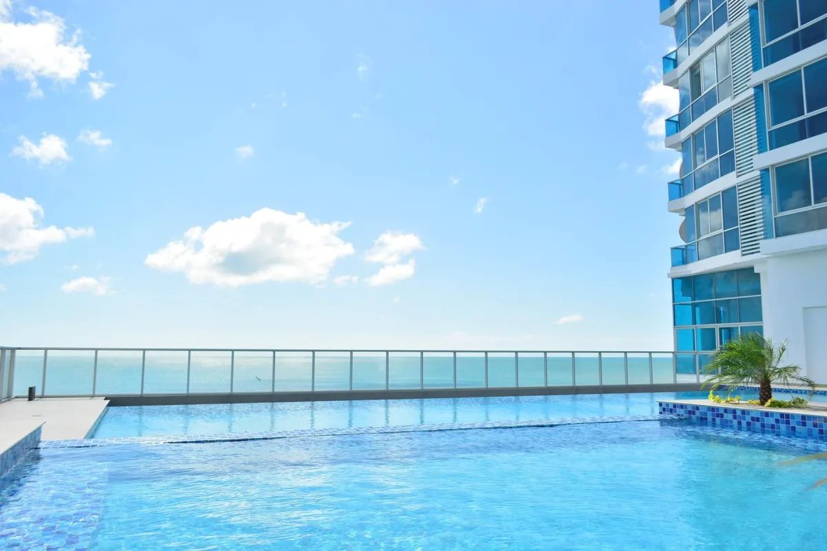 Exquisite 2 bedroom 2 bath oceanfront condo