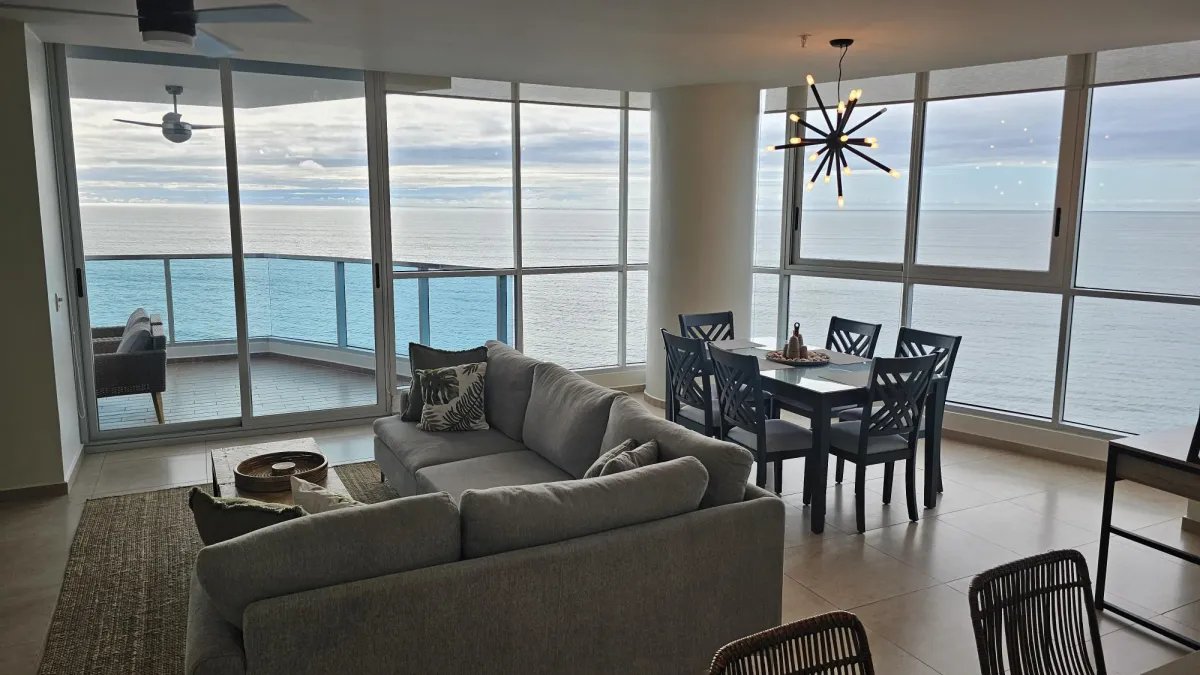 Exquisite 2 bedroom 2 bath oceanfront condo