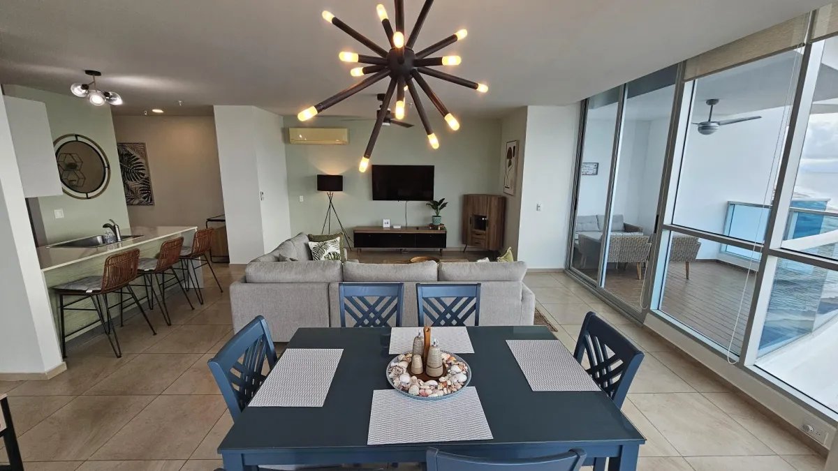 Exquisite 2 bedroom 2 bath oceanfront condo