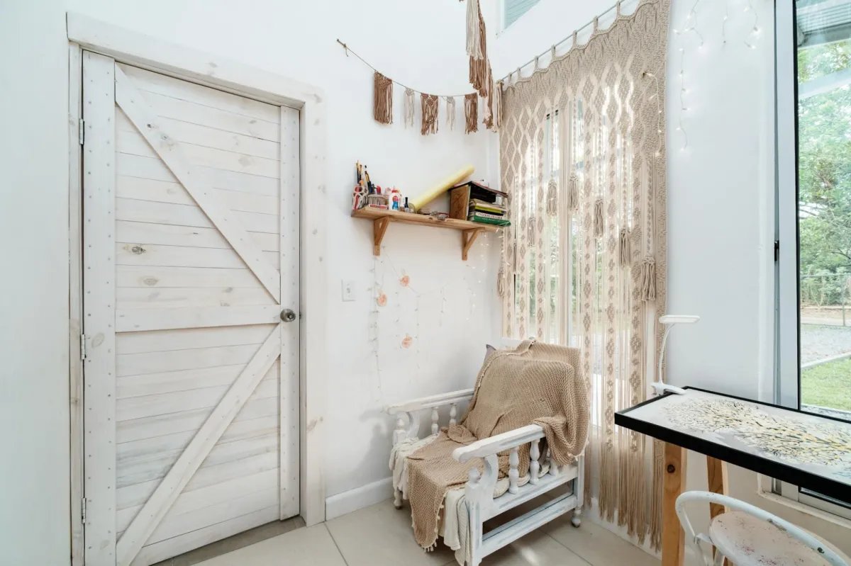 Beautiful Renovated Home in Dolega
