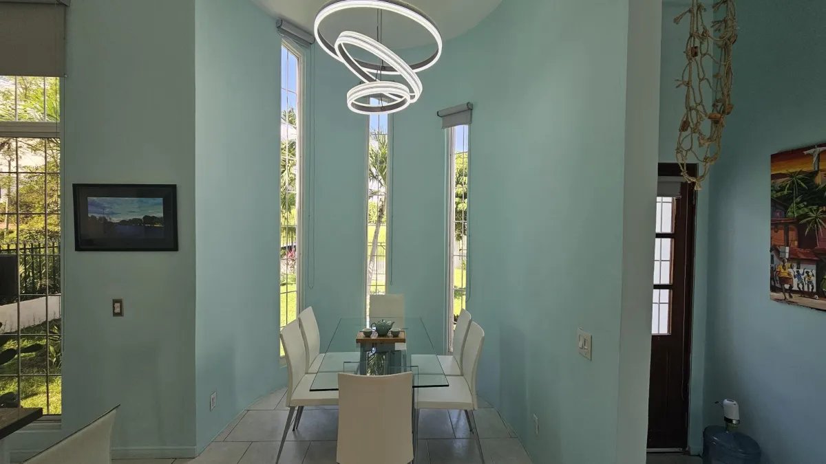 Charming House with pool in Coronado