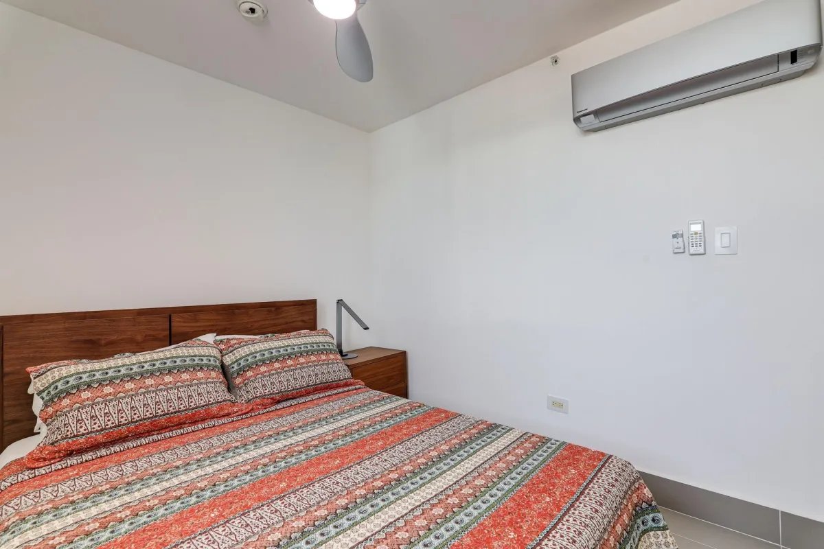Two-bedroom apartment with panoramic city views