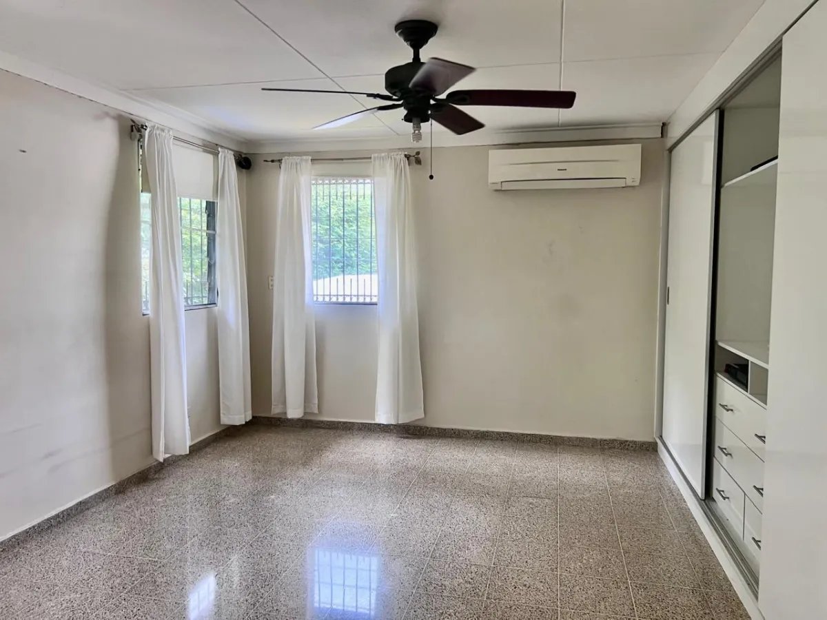 For Sale, Duplex, located in La Loma, Hato Pintado
