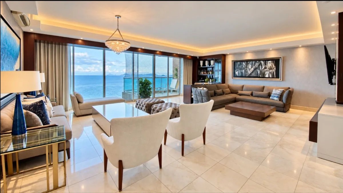 Apartamento para Alugar em Costa Del Este