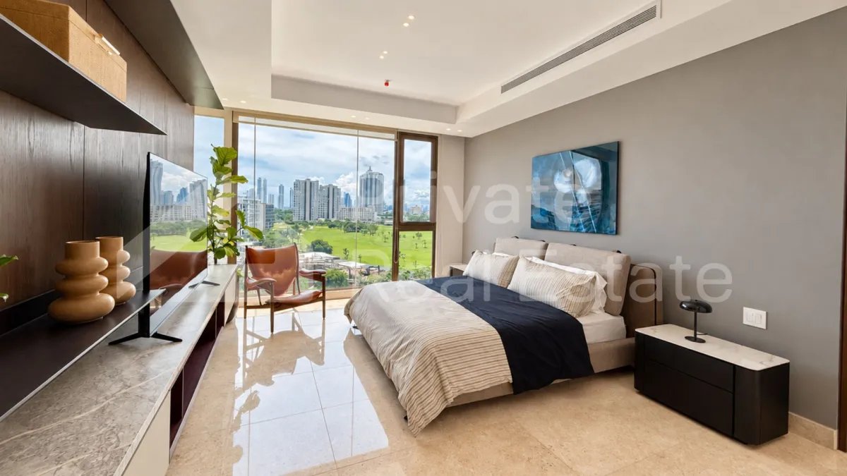 Se Vende apartamento en PH Guayacan Santa Maria