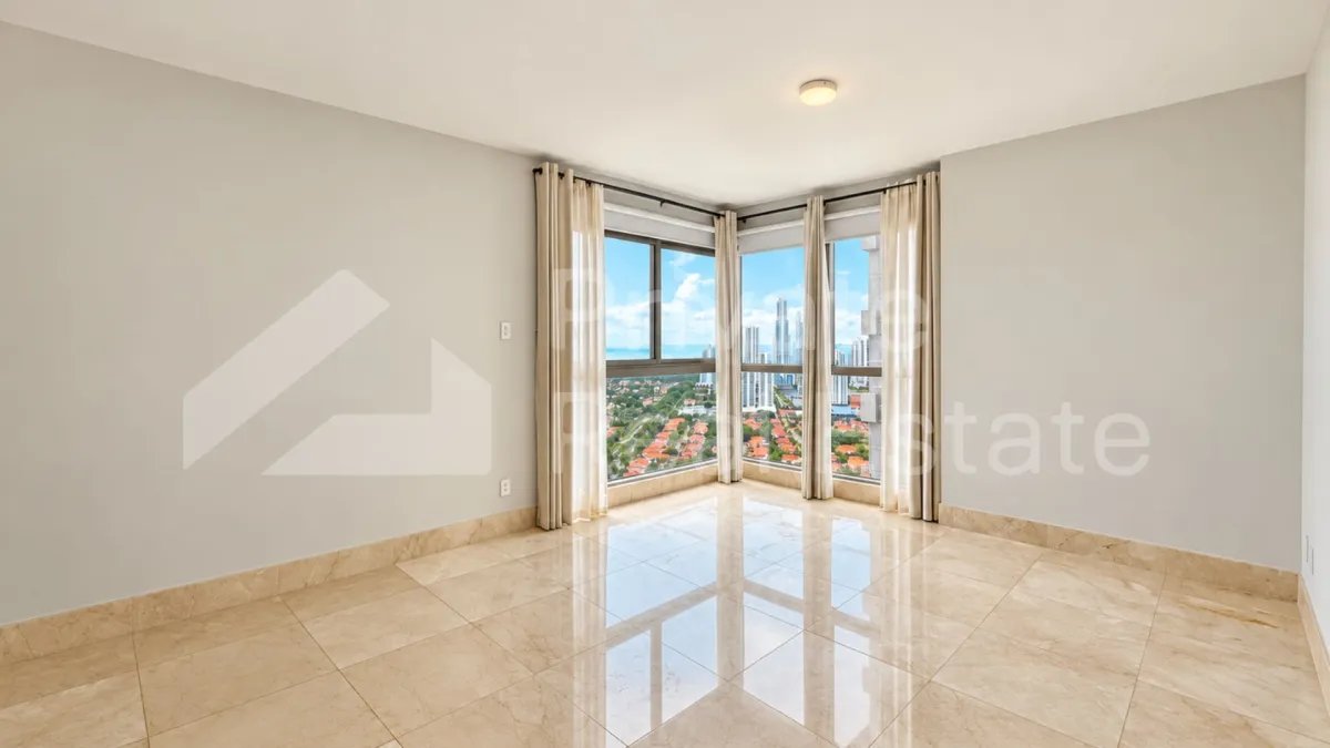 Penthouse for Sale Greengarden Santa Maria