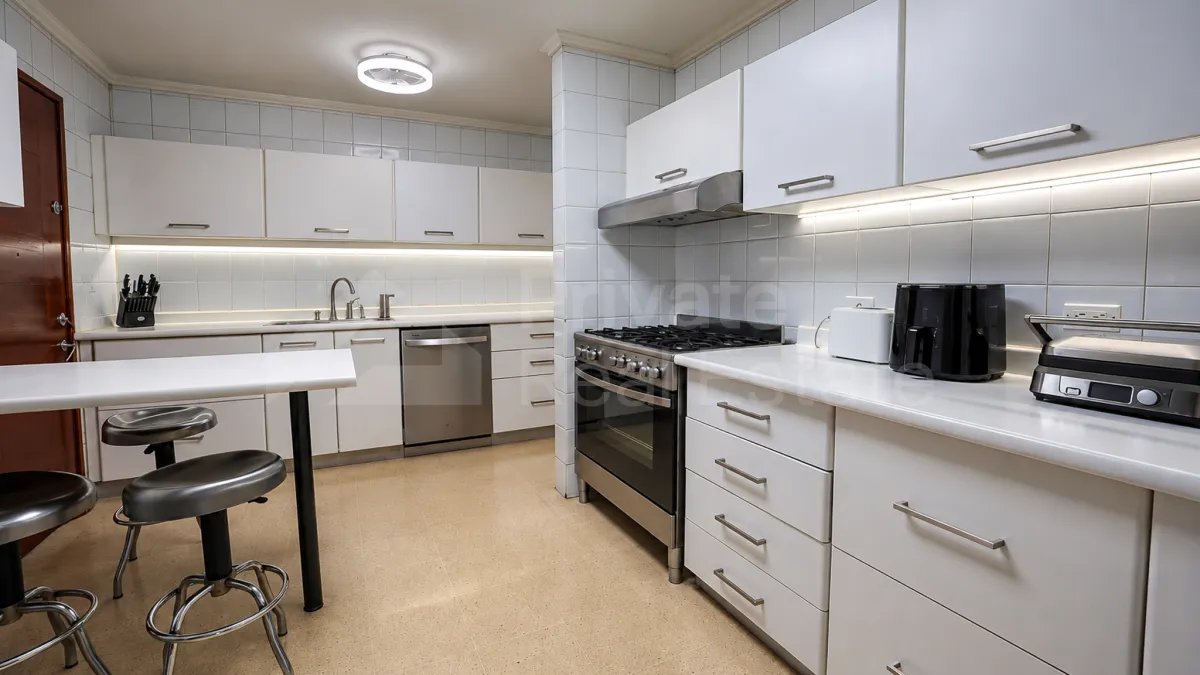 Penthouse Sale in El Cangrejo PH Del Rey