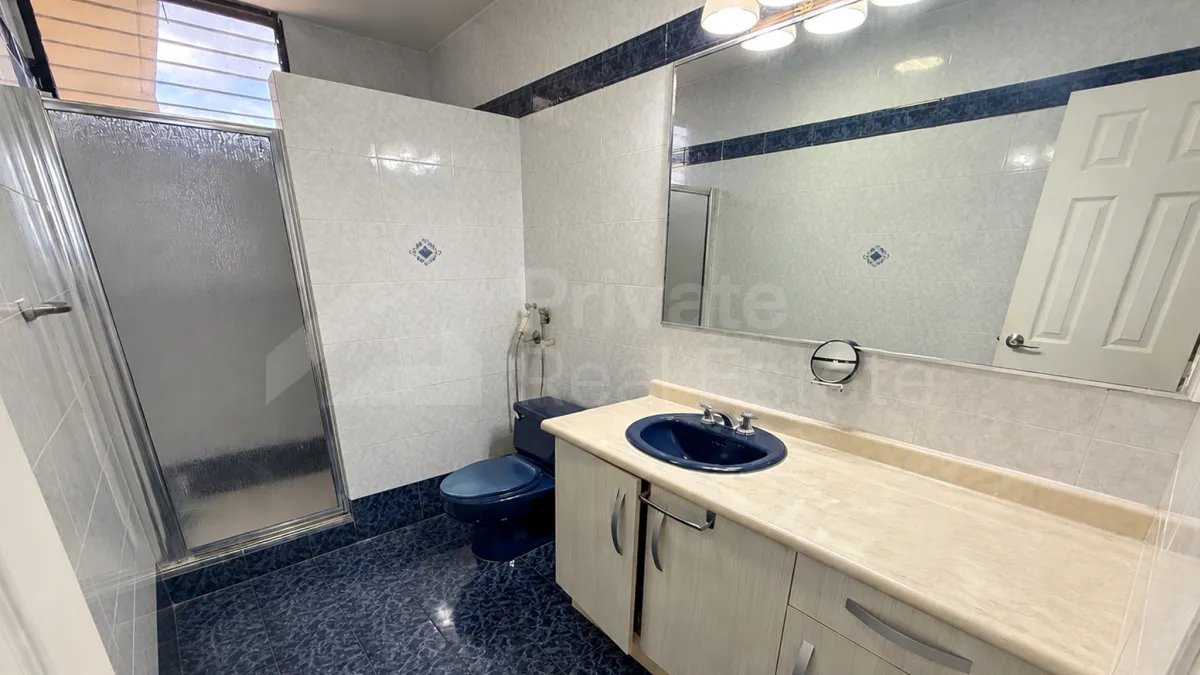 Apartment for Sale in PH Brisas de Obarrio