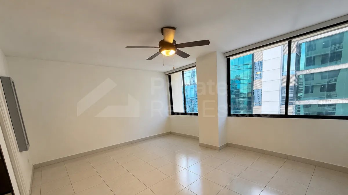 Apartment for Sale in PH Brisas de Obarrio
