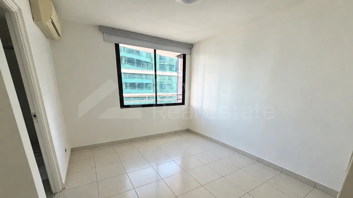 Apartment for Sale in PH Brisas de Obarrio