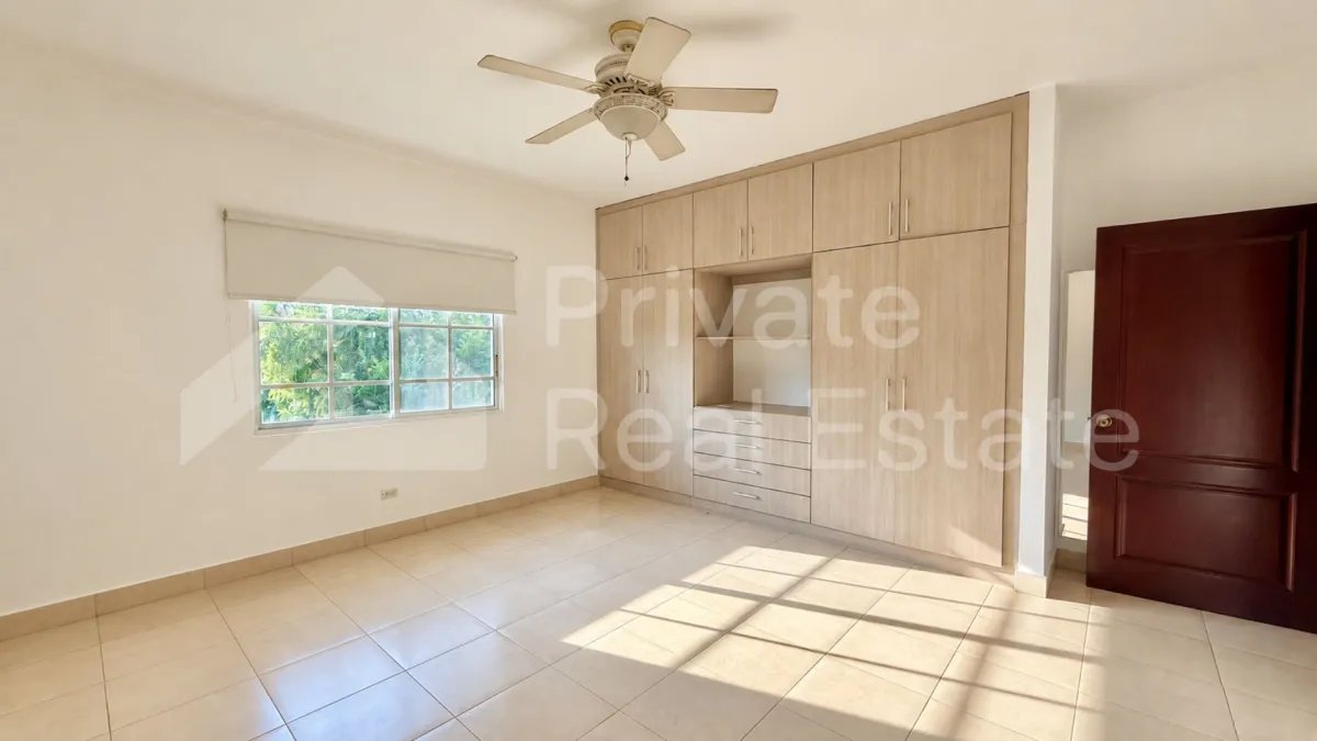 Se Vende casa en Las perlas Costa del este