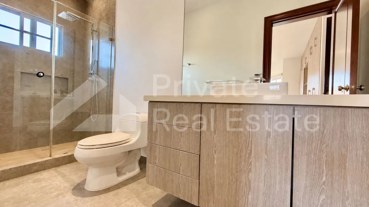 Se Vende casa en Las perlas Costa del este