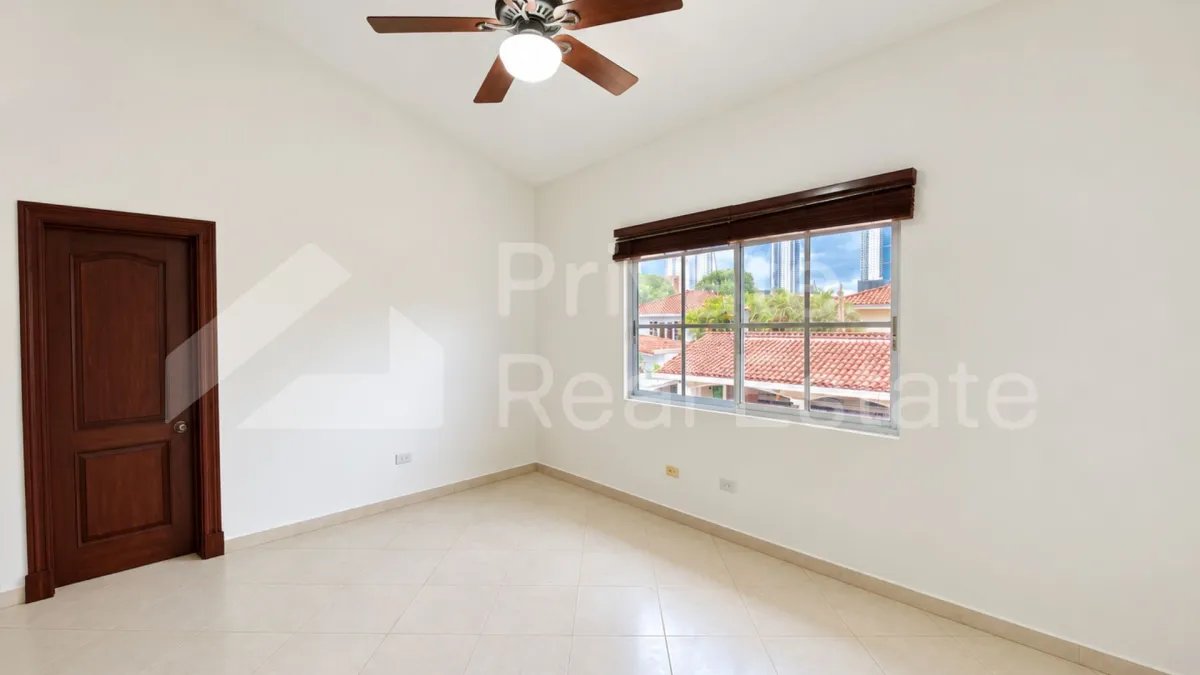 Apartamento para Alugar em Costa Del Este